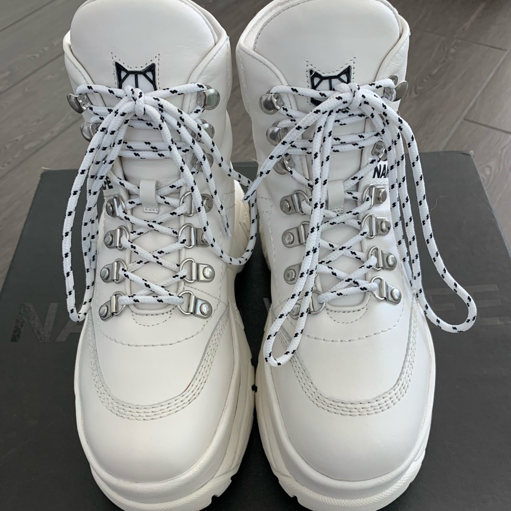 Nakedwolfe platform shoes size 7